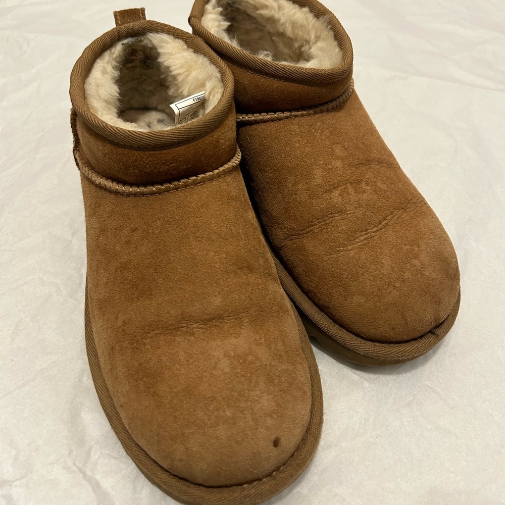 Ultra mini uggs